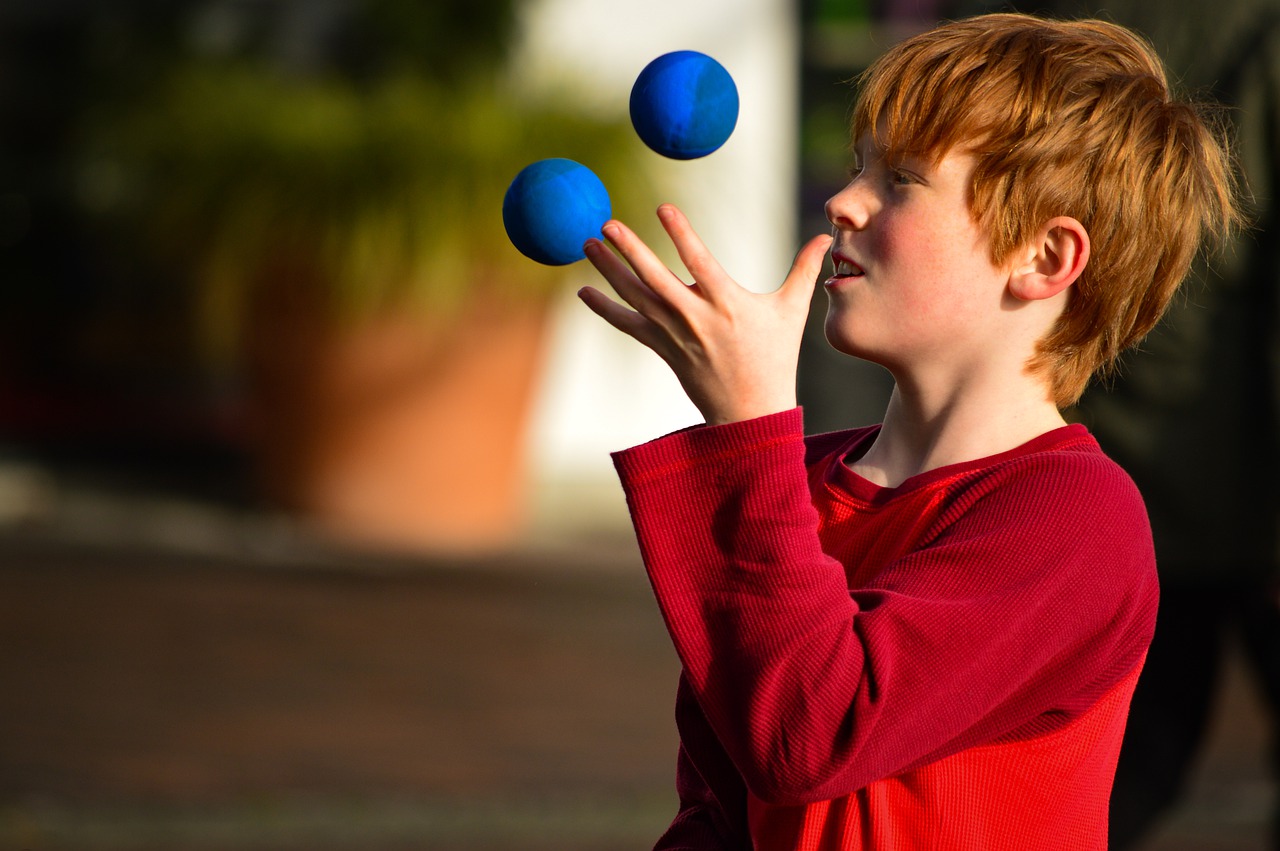 Jonglieren (für Kids): Spiel und Konzentration